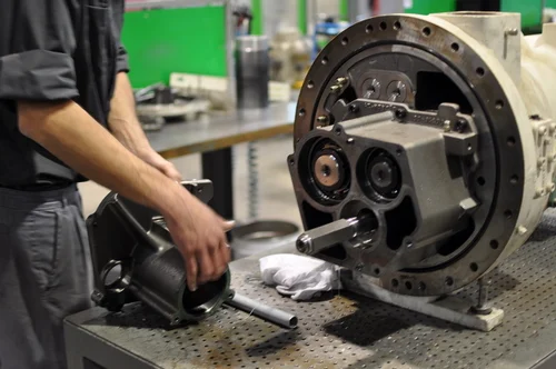 Reconstrução de Unidade Compressora e Sopradora realizada pela MARTIN BIANCO